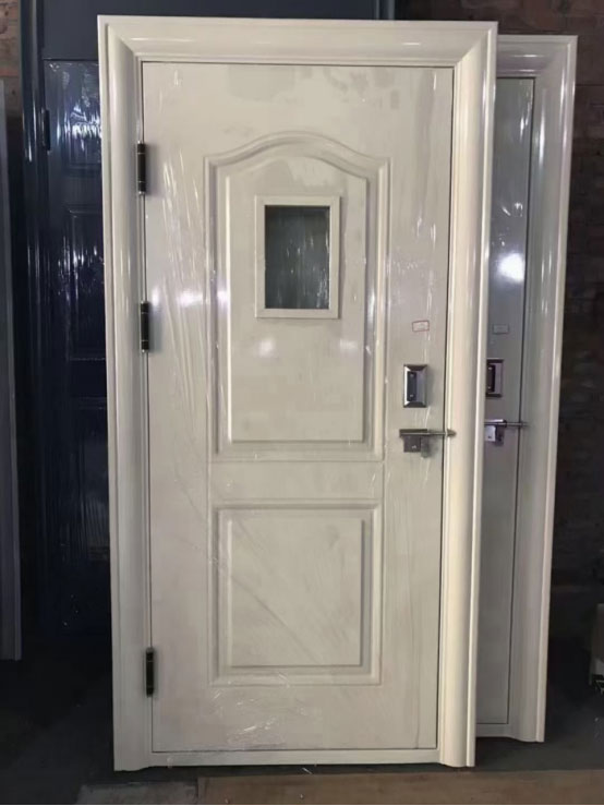 镇原学校教室门