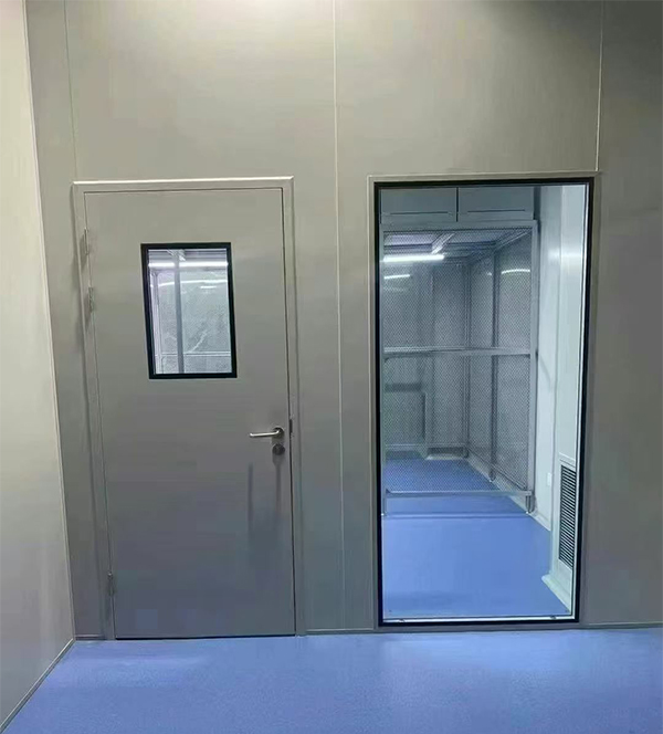 学校教学楼完成镇原防火门标准化安装